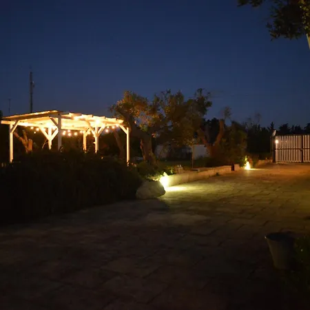 Il Monile - Authentic Salento Hospitality Near فندق مبيت وإفطار